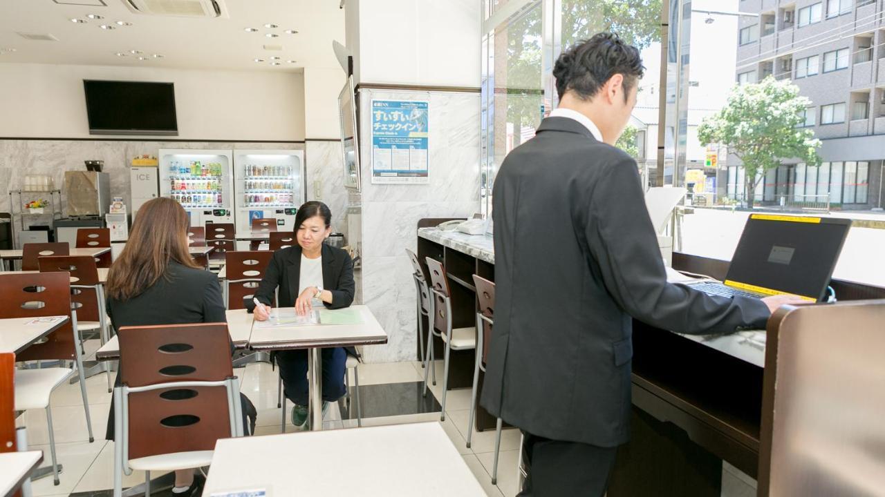Toyoko Inn Kagoshima Chuo Eki Nishi Guchi Экстерьер фото